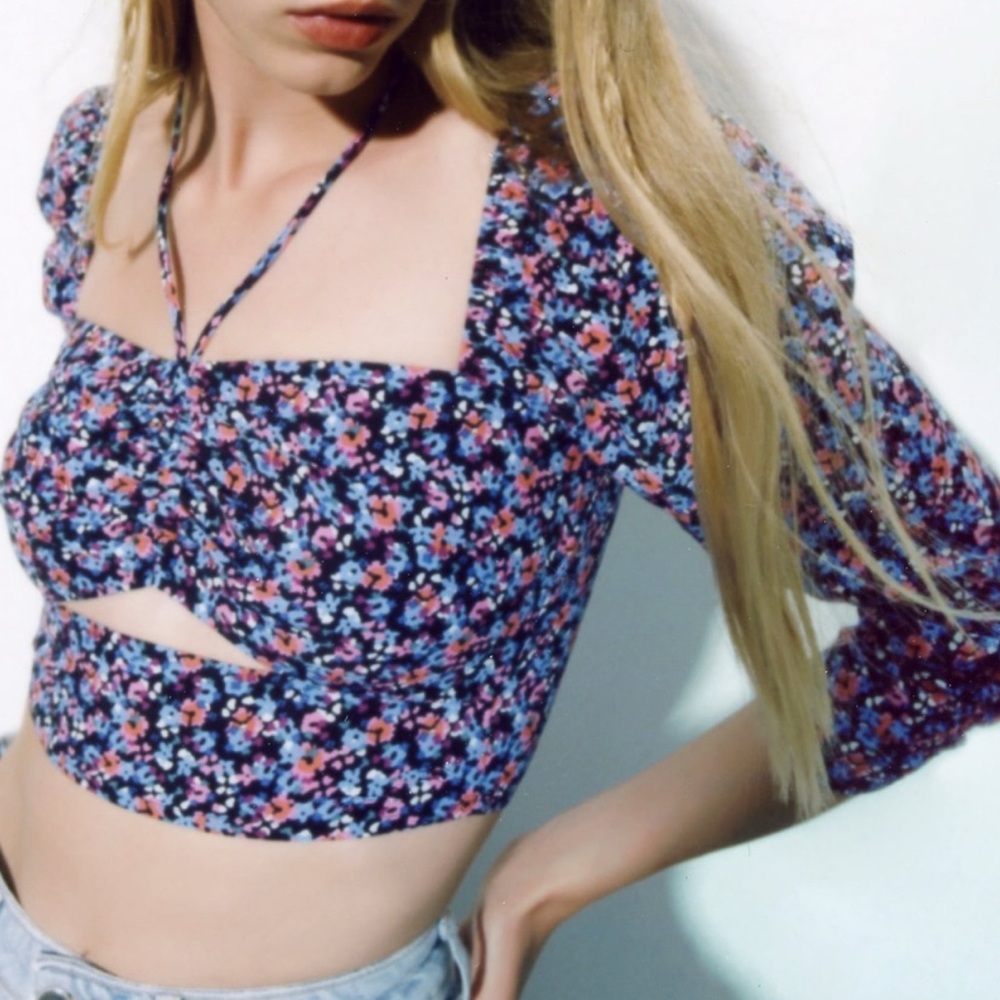 Zara Blue and Pink Puff Sleeve Crop Blouse